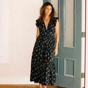 ISO: Christy Dawn Aurelia Noir Dancing Camomile XS!